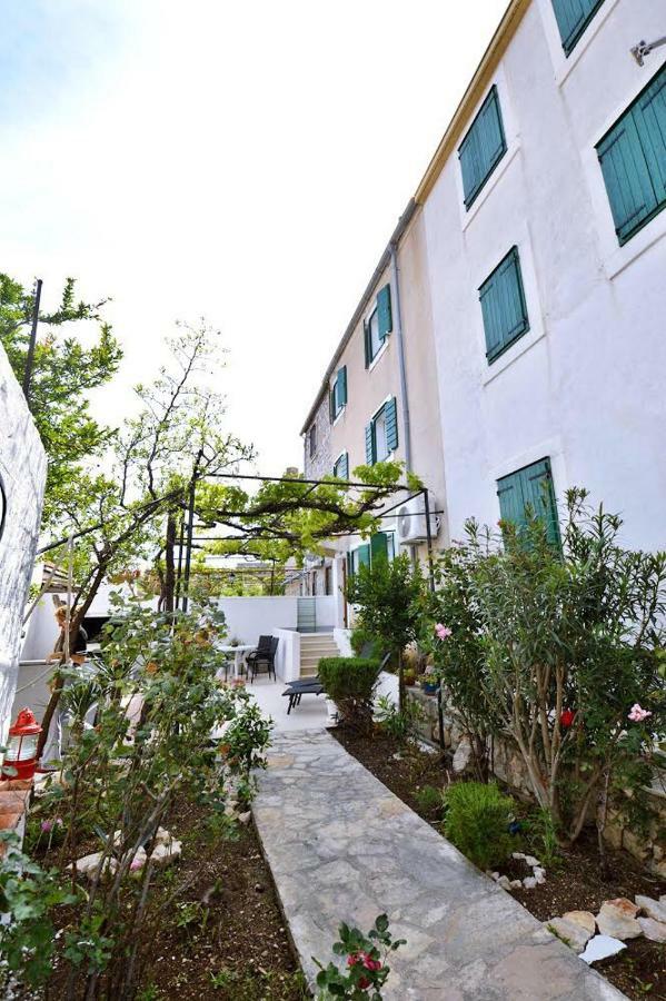 Apartman Martina Betina  Extérieur photo