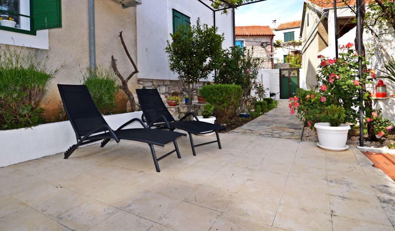Apartman Martina Betina  Extérieur photo